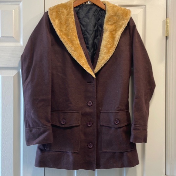 Kelly Reilly Fur Collar Brown Wool Coat - Picture 1 of 6